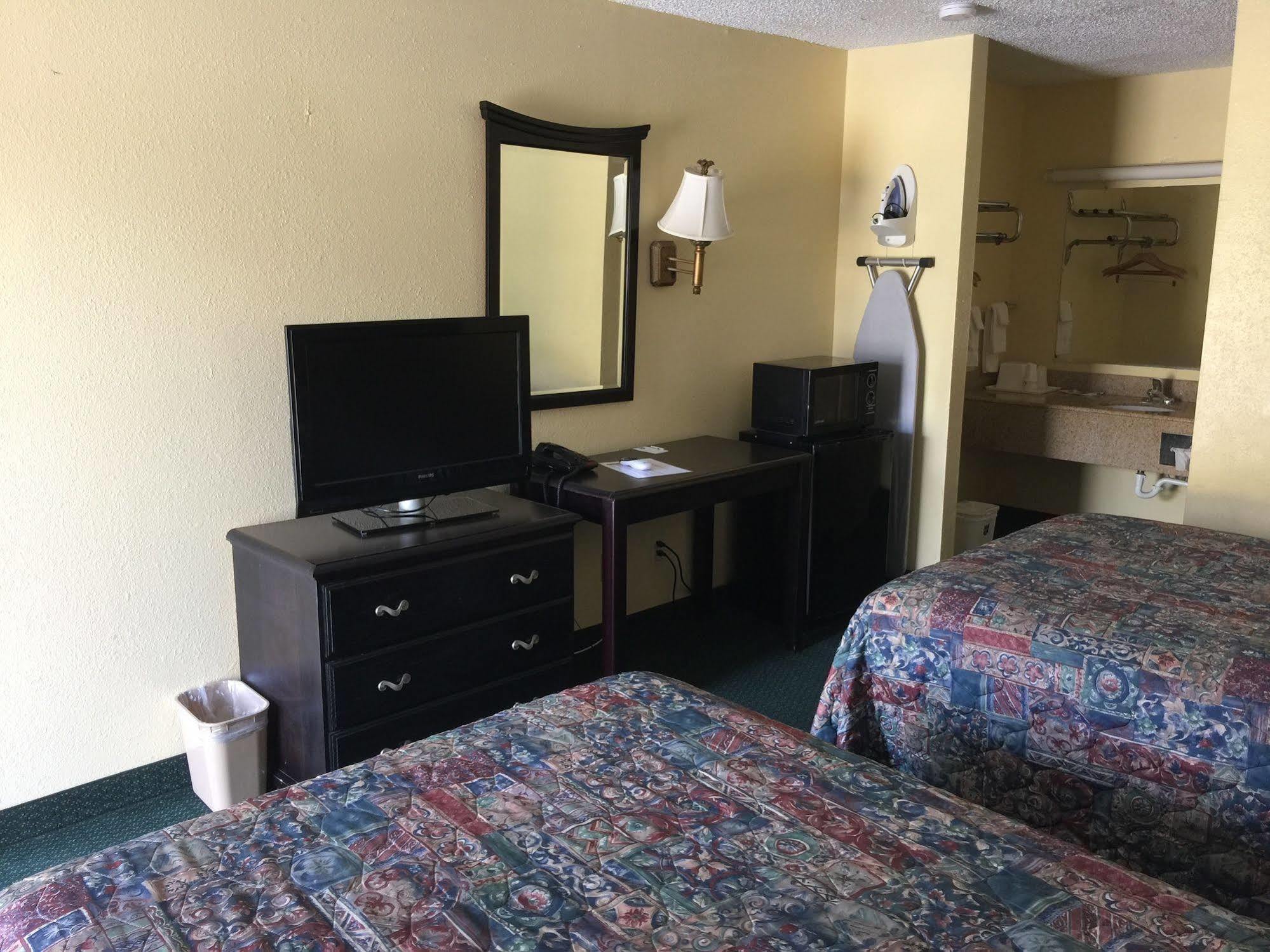 Kansas Inn Independence Εξωτερικό φωτογραφία