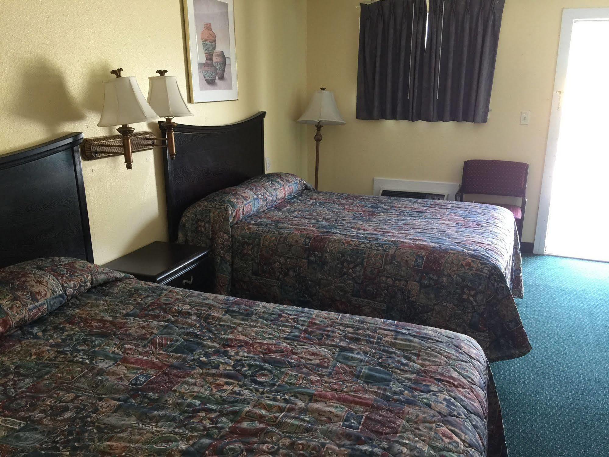 Kansas Inn Independence Εξωτερικό φωτογραφία