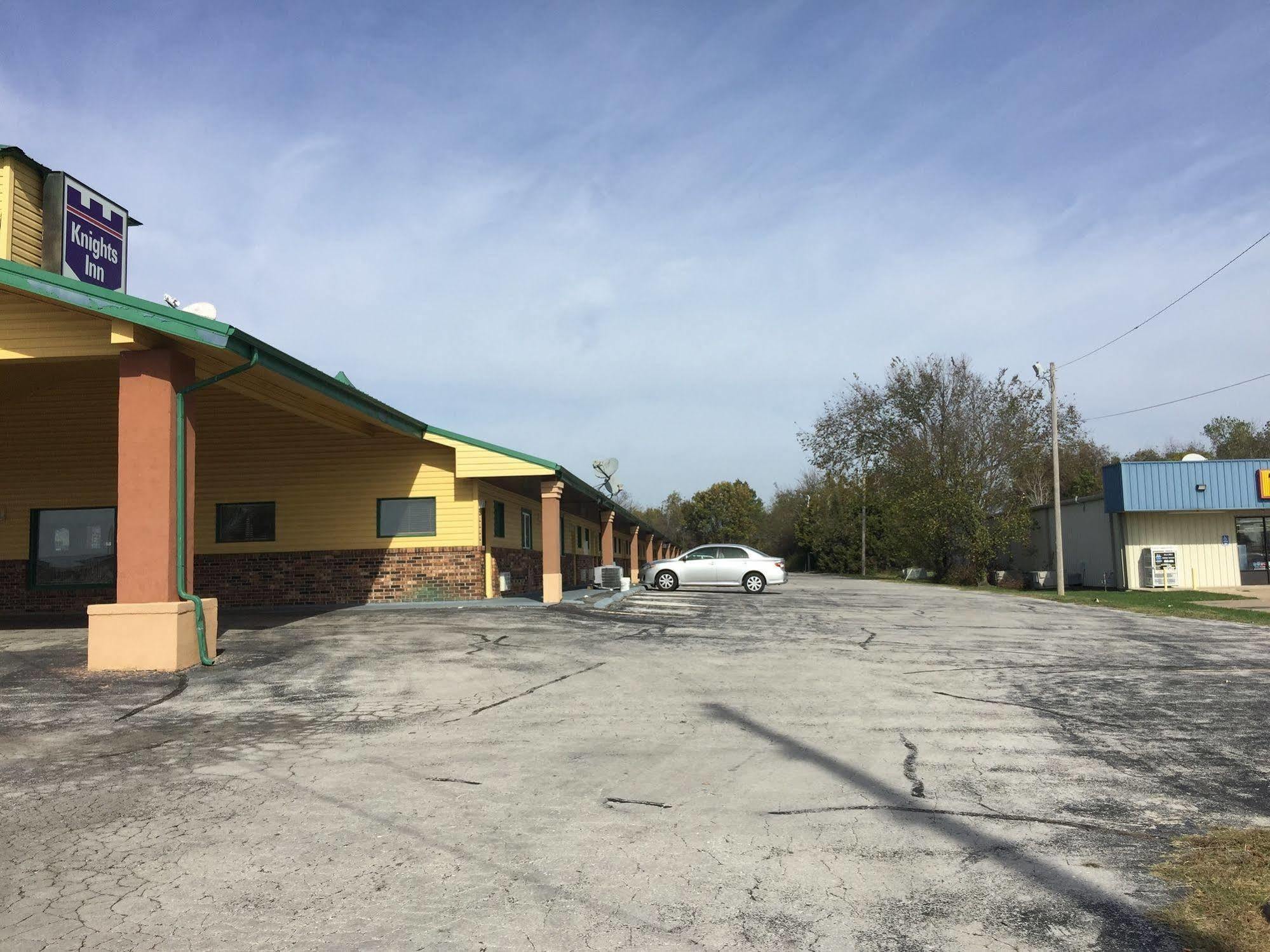 Kansas Inn Independence Εξωτερικό φωτογραφία